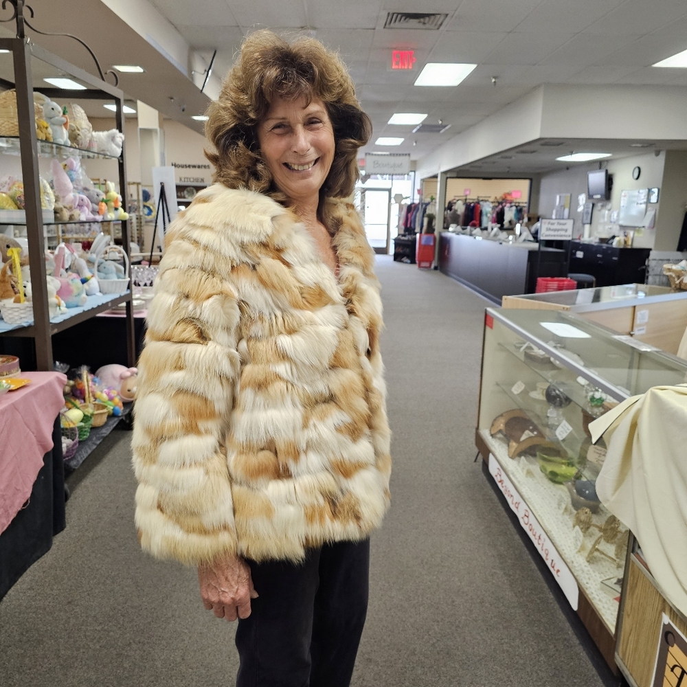VINTAGE Shaggy RED FOX JACKET Size 10